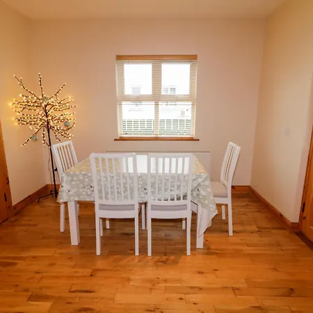 46 Dunalinn * Culdaff