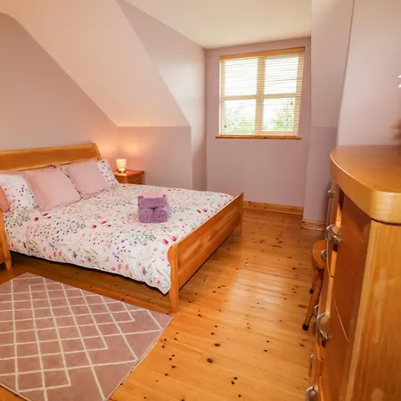 46 Dunalinn * Culdaff