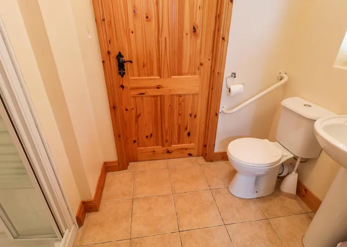 46 Dunalinn * Culdaff